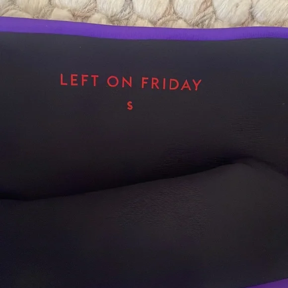 Left On Friday Wear To Bottom - Picture 5 of 8